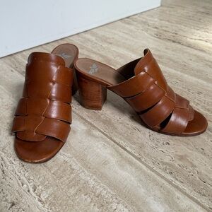 Fortress of Inca “Isla” block heel mule sandal